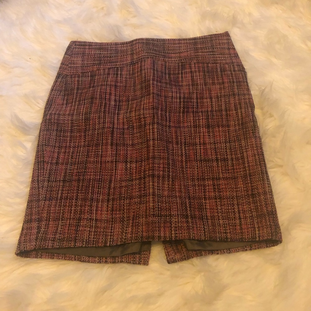 The Limited pink and black pencil skirt